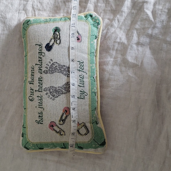 Decortive pillow - Picture 3 of 7